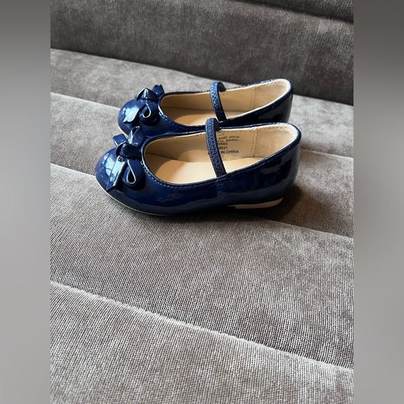 JANIE and Jack toddler girls shoes never worn - Picture 2 of 3